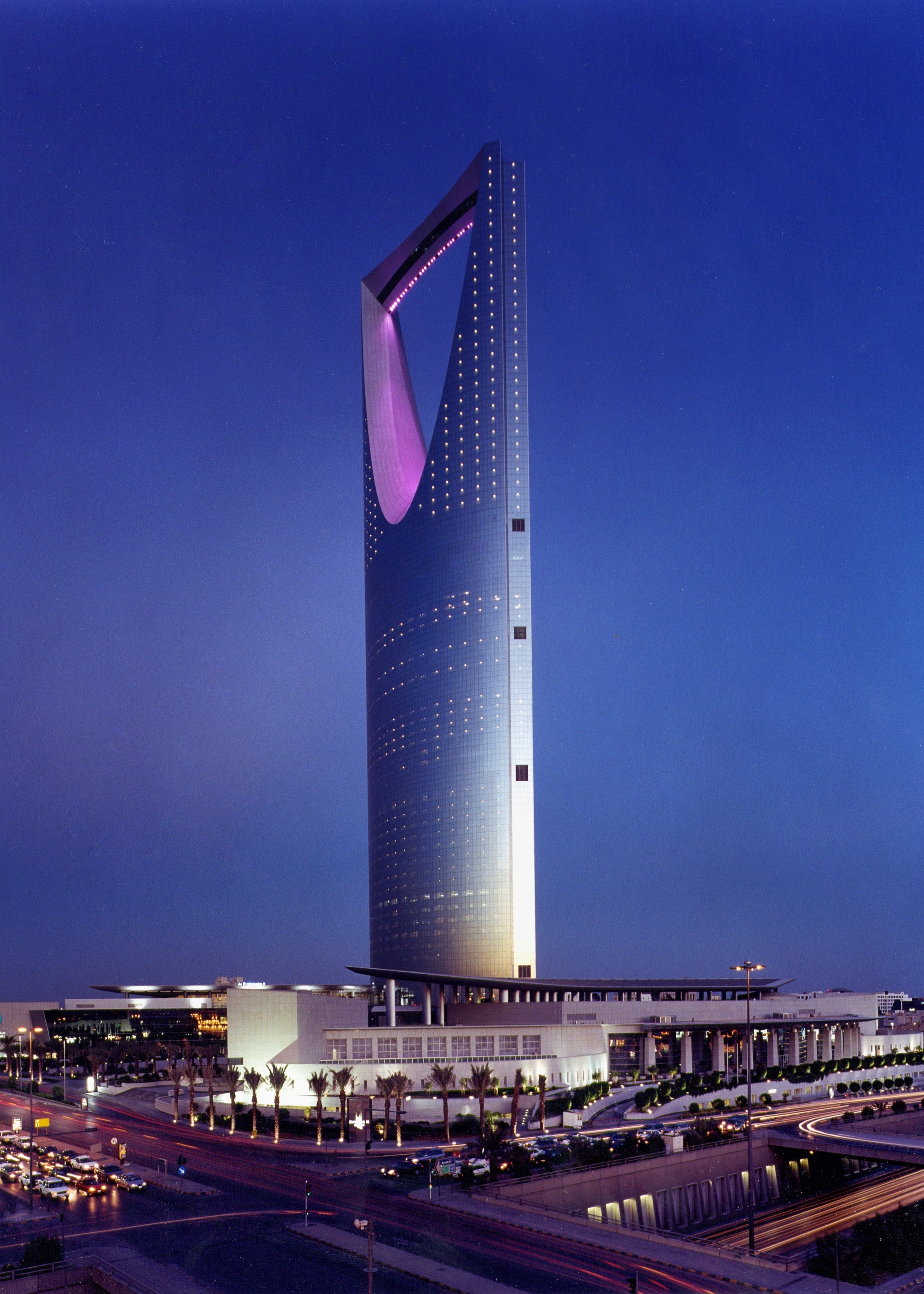 Leveraging Expertise The Four Seasons Hotel Riyadh At Kingdom Center Leveraging Expertise The Four Seasons Hotel Riyadh At Kingdom Center